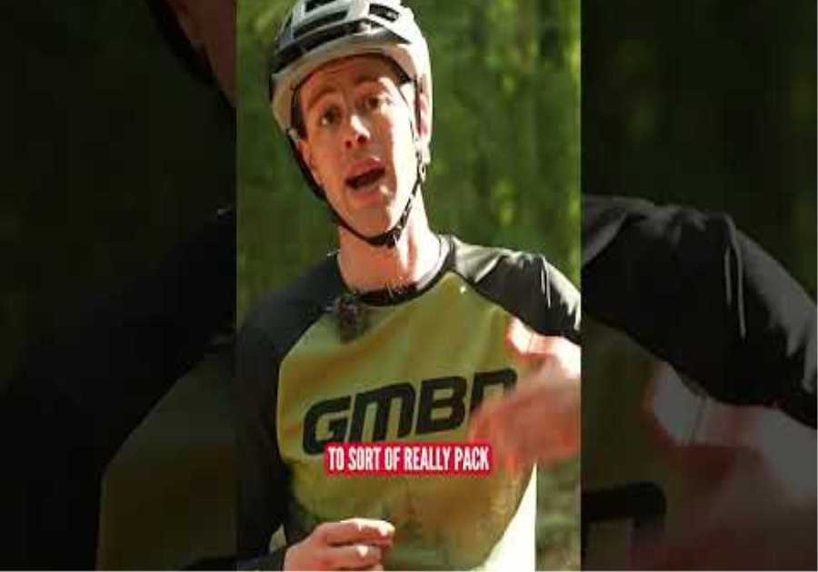 Look Out For LIZARDS When Riding! 🦎