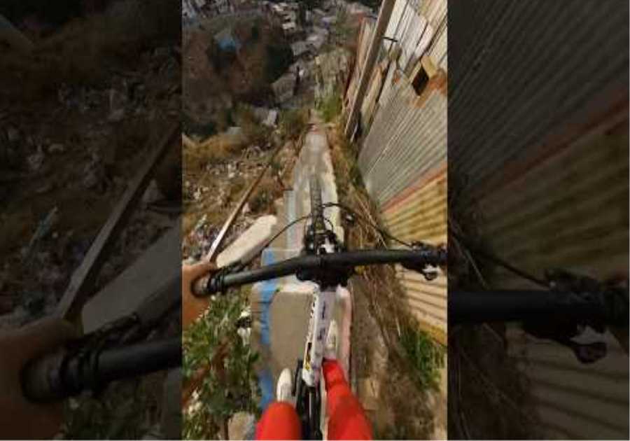 Stairs of Death in Valparaiso 🇨🇱