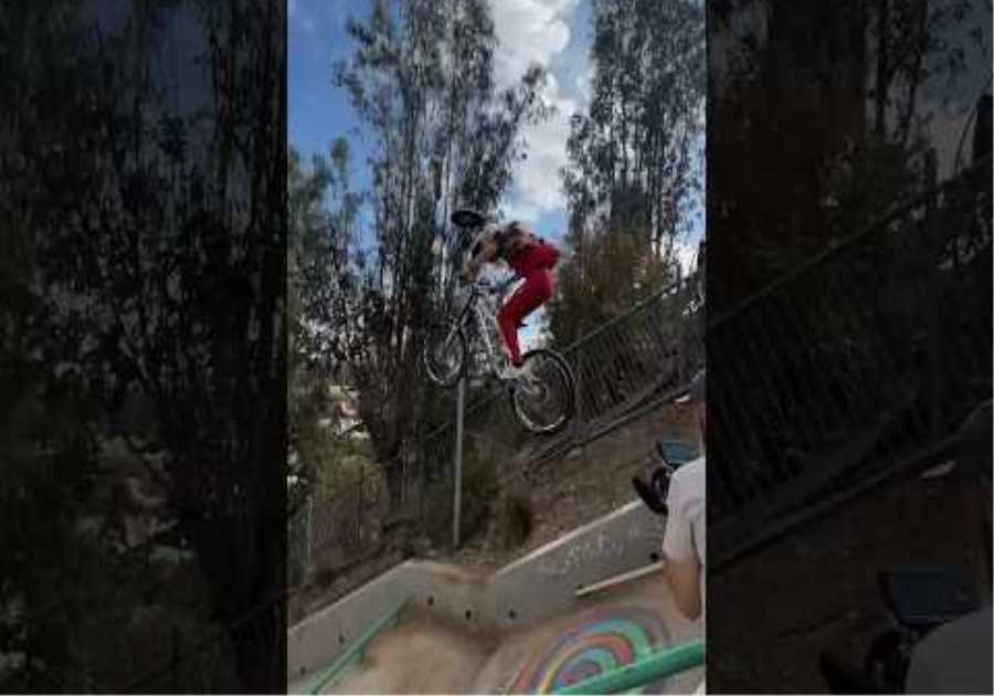 Urban Freeride Tripple Jump ⚔️