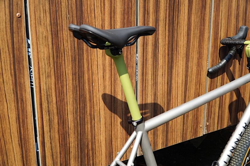 Stinner Refugio Gravel Bike enve seatpost