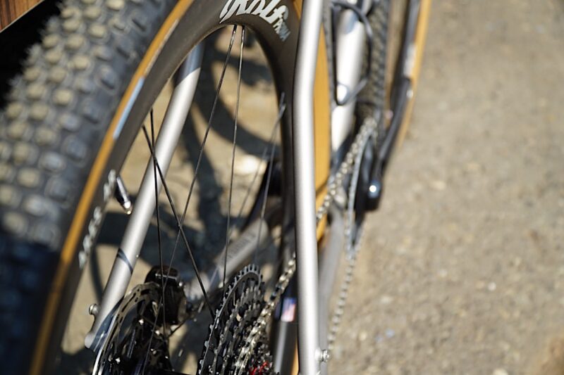 Stinner Refugio Gravel Bike curvy seat stays