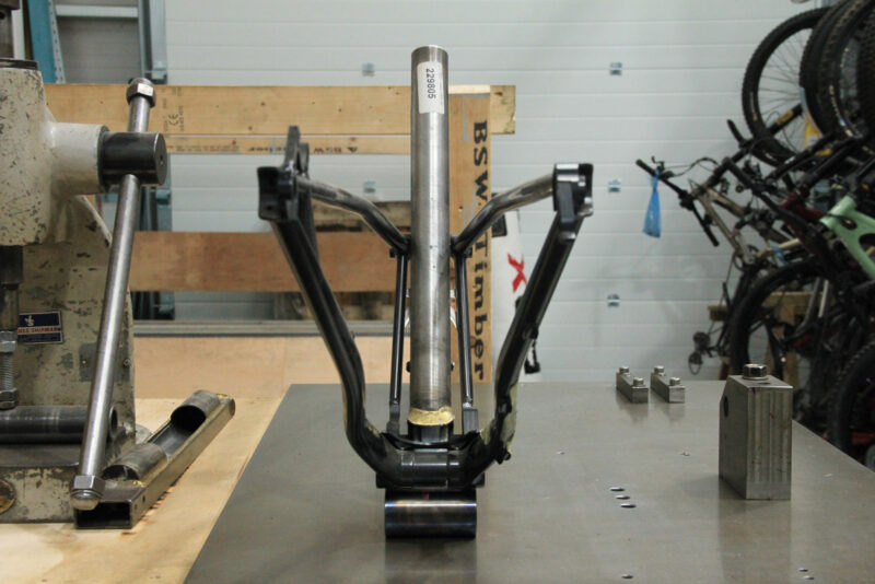 v3 starling test frame efbe tri-tested germany rear view