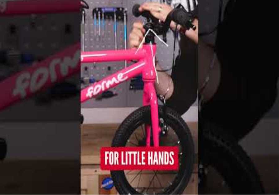 How To Set Up A Kids Bike! 🎁🚲