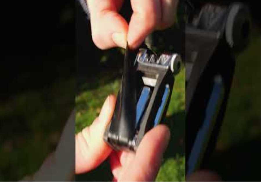 Bent your rotor on the trail? 😬 Here’s a nifty hack to get you home!  🔧 👊