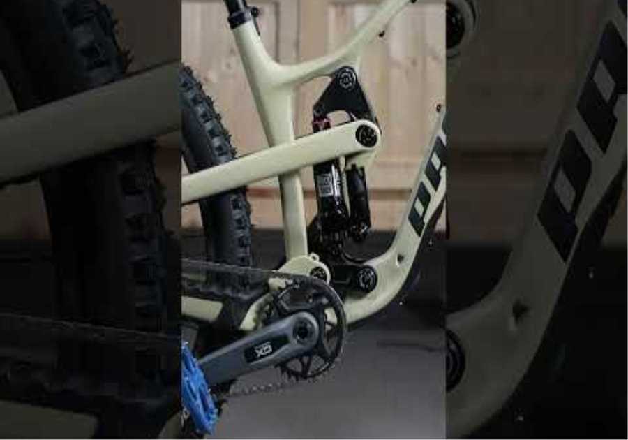 Ultra-Satisfying Suspension Bottom Out! 🚲💨