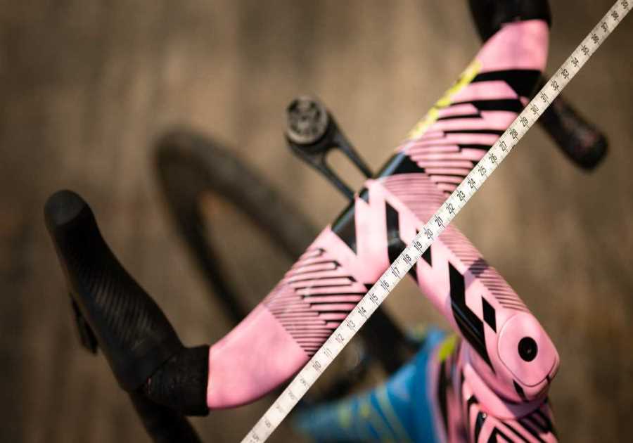 Cyclists’ Association President Adam Hansen Urges Patience With UCI Handlebar Width Rule