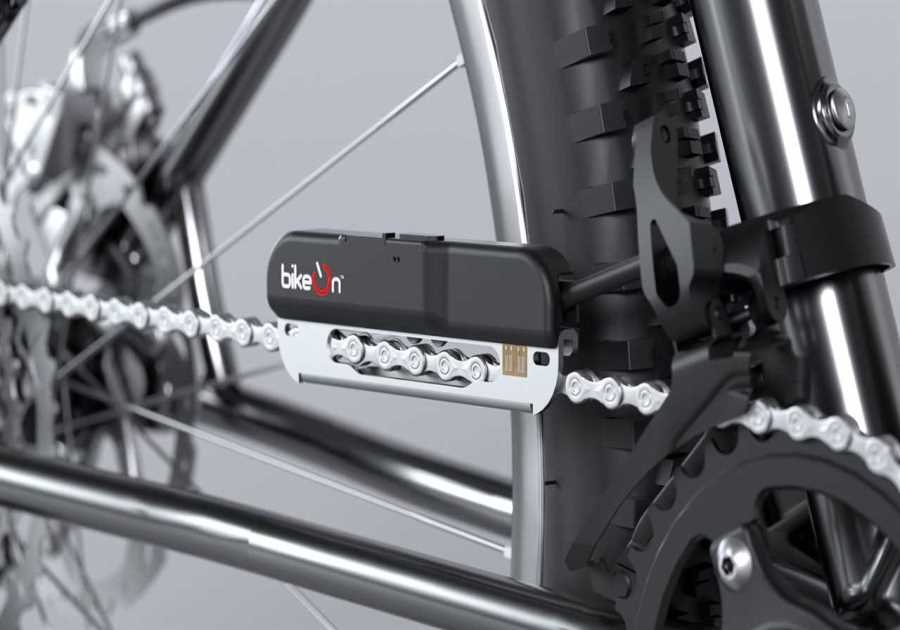 The Sub-$200 BikeOn CycleClick Power Meter Clips Onto Your Chain – And Promises Accurate Power Reading, Too