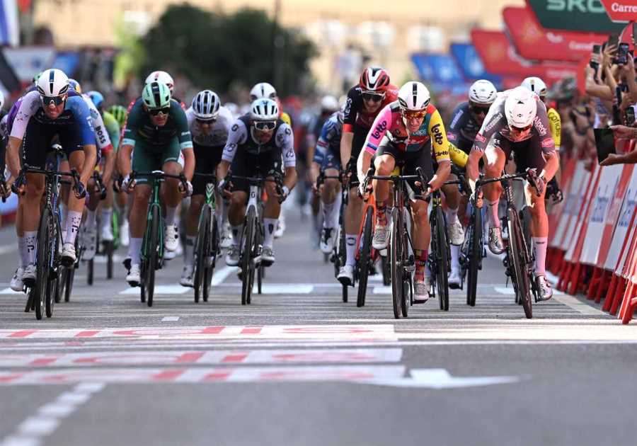 ‘When I Heard Philipsen Scream I Know I Can’t Close This Door’: Viviani Relegated at Vuelta a España