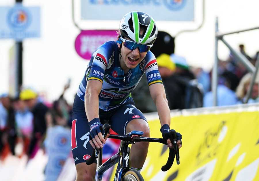 Tour de France Femmes Mega-Climber Gigante Breaks Femur in Training Crash